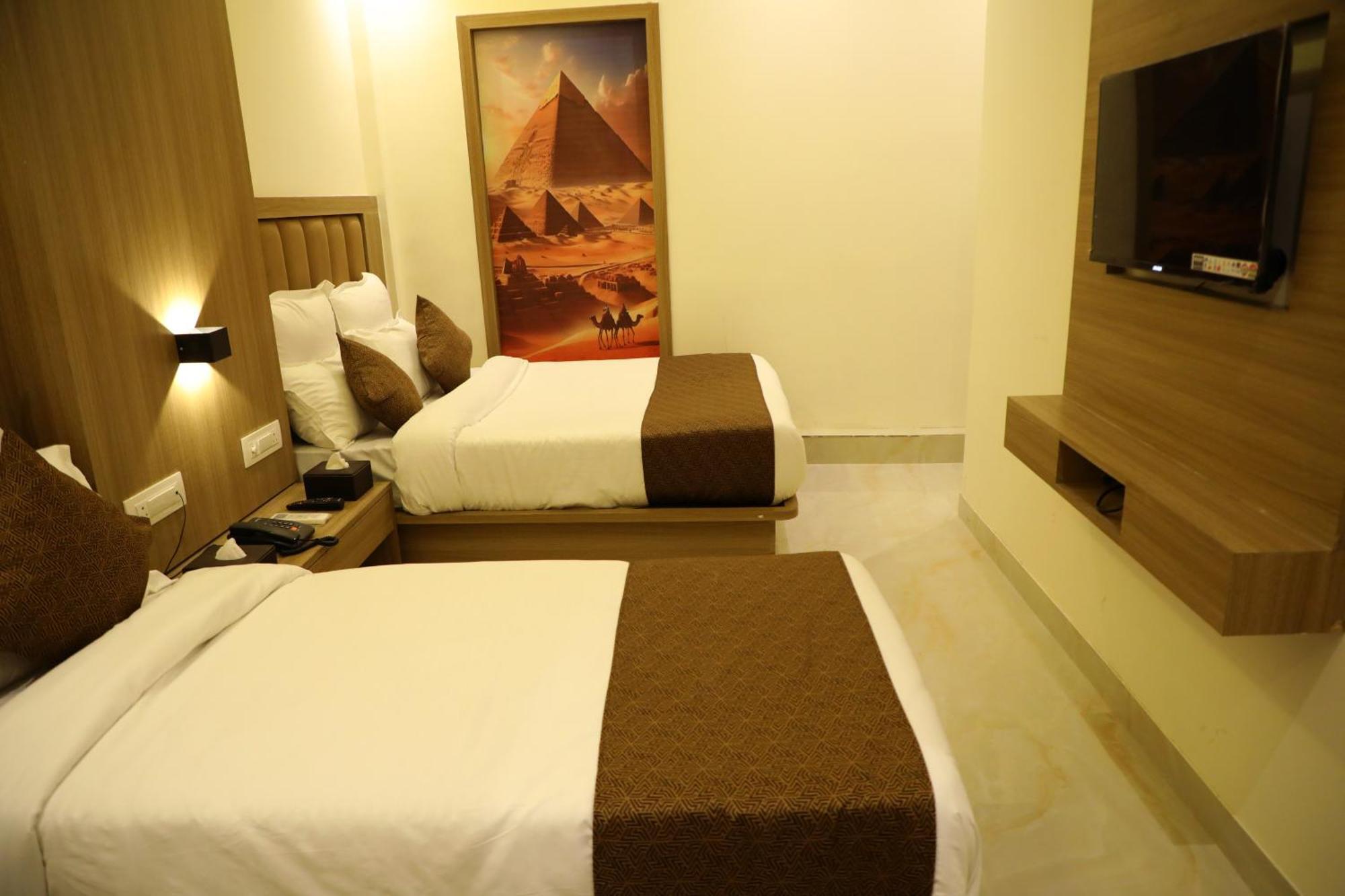 Hotel Bellamont Мумбаи Экстерьер фото